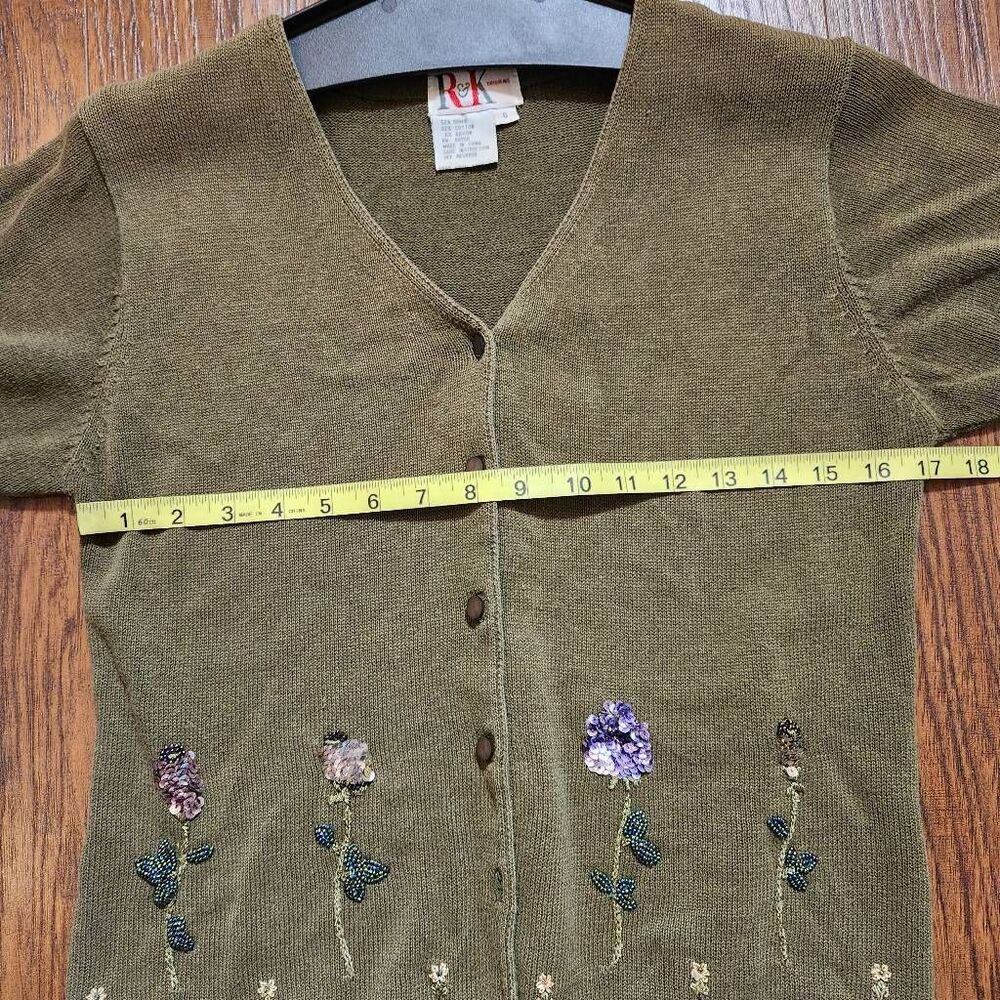 Cottage Core short sleeved embellished cardigan - Picture 6 of 7